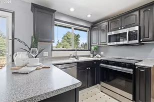 1215 NE 195th Ave, Portland, OR 97230 - Photo 12