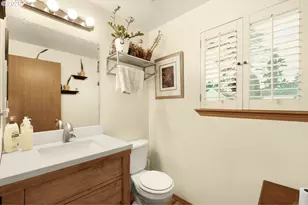 8307 N Foss Ave, Portland, OR 97203 - Photo 18