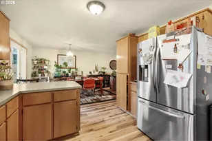 8307 N Foss Ave, Portland, OR 97203 - Photo 16