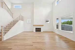 310 W 20th Wy, La Center, WA 98629 - Photo 4