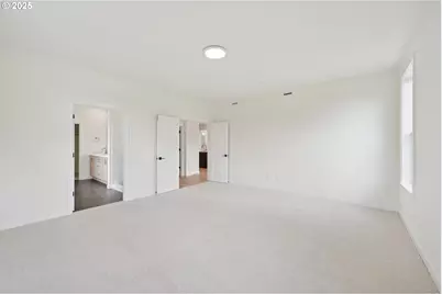 310 W 20th Way, La Center, WA 98629 - Photo 32