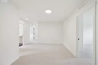 310 W 20th Way, La Center, WA 98629 - Photo 44