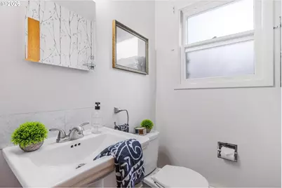 1103 E Main St, Hillsboro, OR 97123 - Photo 22