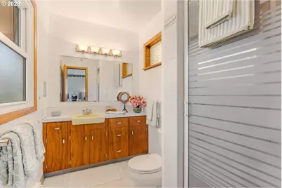 1103 E Main St, Hillsboro, OR 97123 - Photo 18