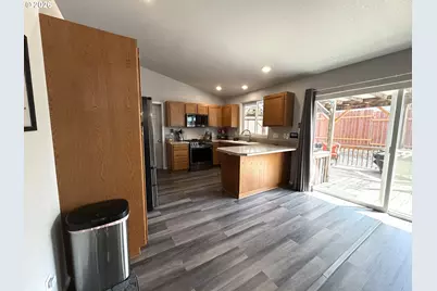2273 Eagle Loop, Sutherlin, OR 97479 - Photo 10