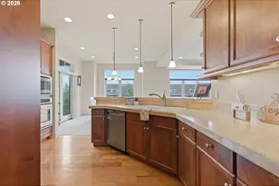 707 N Hayden Island Dr, Portland, OR 97217 - Photo 14