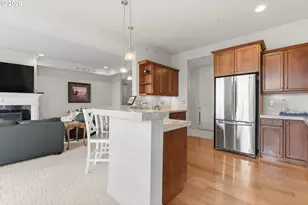 707 N Hayden Island Dr, Portland, OR 97217 - Photo 12