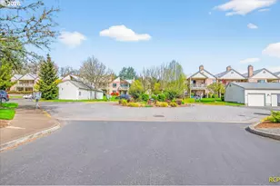 16444 SW 130th Terrace, Portland, OR 97224 - Photo 36