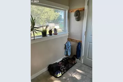 107 W 4th St, Wallowa, OR 97885 - Photo 4