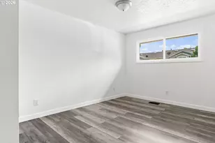 226 SE 157th Ave, Portland, OR 97233 - Photo 14