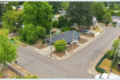 226 SE 157th Ave, Portland, OR 97233 - Photo 20