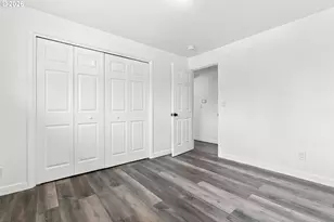 226 SE 157th Ave, Portland, OR 97233 - Photo 16