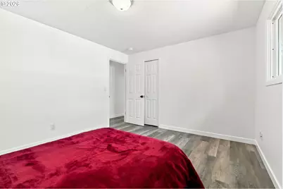 226 SE 157th Ave, Portland, OR 97233 - Photo 16