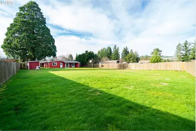 1090 SE 3rd Ave, Mill City, OR 97360 - Photo 26