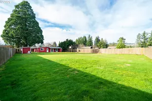 1090 SE 3rd Ave, Mill City, OR 97360 - Photo 26