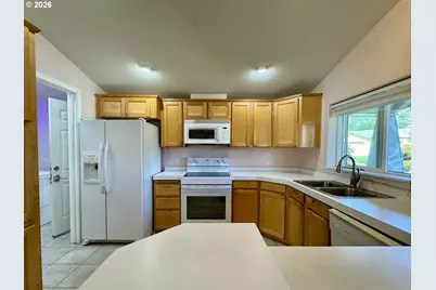 98126 W Benham Ln #16, Brookings, OR 97415 - Photo 8