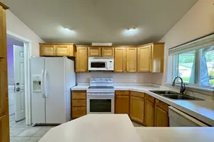 98126 W Benham Ln, Brookings, OR 97415 - Photo 8