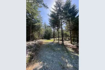 47613 Oregon Coast Highway #1401, Bandon, OR 97411 - Photo 4