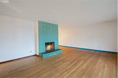 13122 NE Morris Ct, Portland, OR 97230 - Photo 4