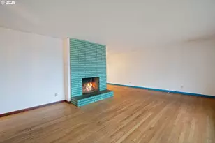 13122 NE Morris Ct, Portland, OR 97230 - Photo 4