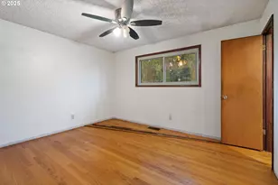 13122 NE Morris Ct, Portland, OR 97230 - Photo 16