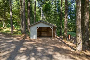 22276 Vaughn Rd, Veneta, OR 97487 - Photo 32