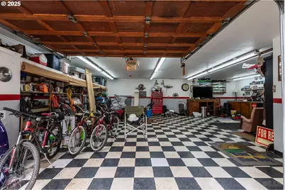 110 W C St, Rainier, OR 97048 - Photo 8