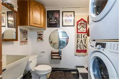 110 W C St, Rainier, OR 97048 - Photo 10