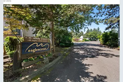 45 Eagle Crest Dr #405, Lake Oswego, OR 97035 - Photo 2