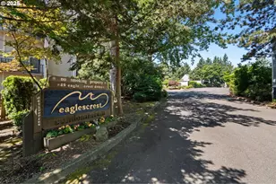 45 Eagle Crest Dr, Lake Oswego, OR 97035 - Photo 2