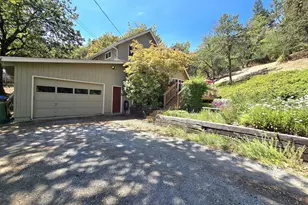 728 NW Morrison Ave, Myrtle Creek, OR 97457 - Photo 1