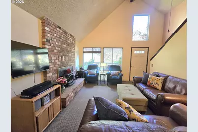 728 NW Morrison Ave, Myrtle Creek, OR 97457 - Photo 46