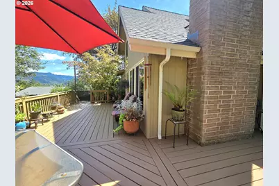 728 NW Morrison Ave, Myrtle Creek, OR 97457 - Photo 12