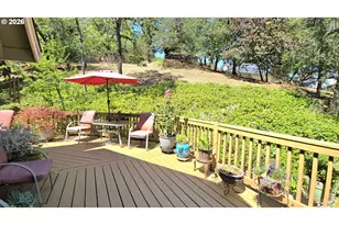 728 NW Morrison Ave, Myrtle Creek, OR 97457 - Photo 32