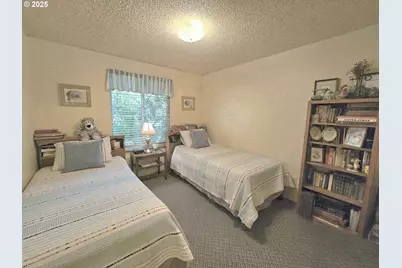 728 NW Morrison Ave, Myrtle Creek, OR 97457 - Photo 22