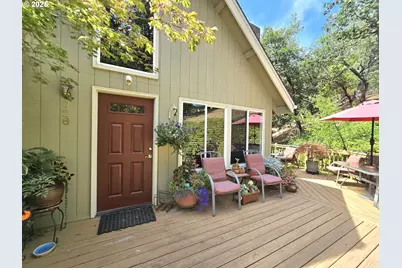 728 NW Morrison Ave, Myrtle Creek, OR 97457 - Photo 4