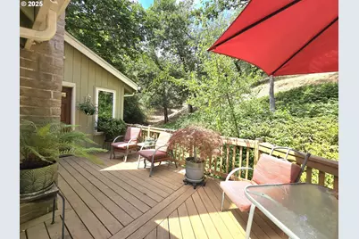 728 NW Morrison Ave, Myrtle Creek, OR 97457 - Photo 8