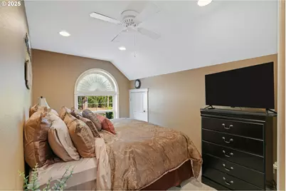 11034 NE 94th Ave, Vancouver, WA 98662 - Photo 32