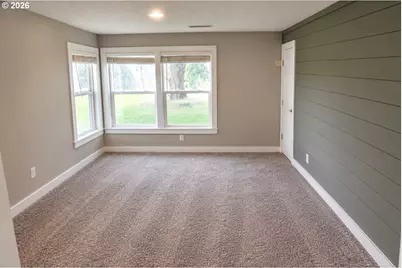 1305 Tucker Rd, Hood River, OR 97031 - Photo 8