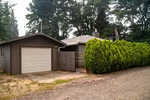 1305 Tucker Rd, Hood River, OR 97031 - Photo 20