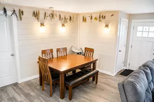 1305 Tucker Rd, Hood River, OR 97031 - Photo 6