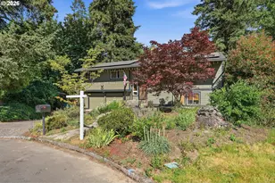 808 NE 108th St, Vancouver, WA 98685 - Photo 2