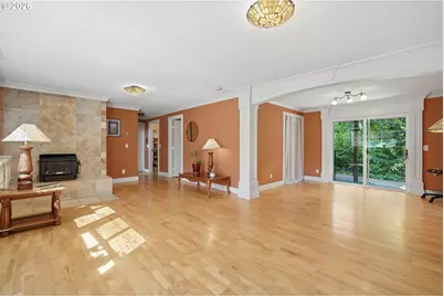 808 NE 108th St, Vancouver, WA 98685 - Photo 28