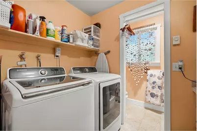 808 NE 108th St, Vancouver, WA 98685 - Photo 32