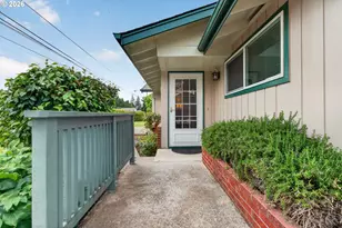 447 Maxwell Rd, Eugene, OR 97404 - Photo 6
