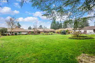 11510 SW Crown Dr, King City, OR 97224 - Photo 28