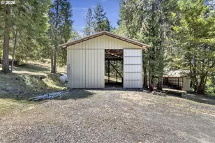 371 Standley Rd, Glide, OR 97443 - Photo 44