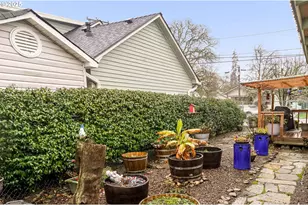 825 SW Walnut St, Albany, OR 97321 - Photo 26