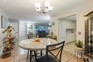 825 SW Walnut St, Albany, OR 97321 - Photo 6