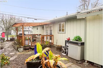 825 SW Walnut St, Albany, OR 97321 - Photo 28